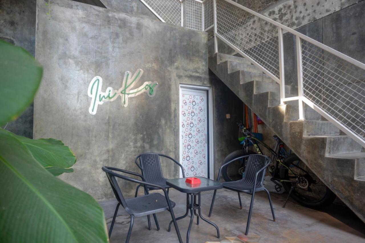 Reddoorz Near Jumbo Mall Sragen エクステリア 写真